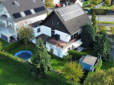 Traumhaftschönes Zweifamilienhaus in begehrter Lage von Köln-Blumenberg