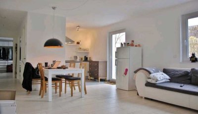 +++Frei und sofort bezugsfertig+++Aufwendig saniert+++Perfekter Grundriss+++Balkon, große Räume+++