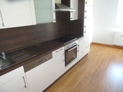 ** Mit Küche ** Monteurswohnung ** 2 Zimmer Wohnung in Werdau zu vermieten!