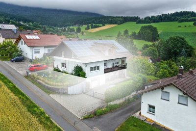 Wohnen mit Panoramablick – 4,5-Zimmer-Wohnung mit 127 m² in ruhiger Lage von Lam!