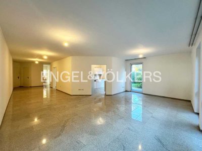 Komfortables Wohnen mit Garten und Einbauküche