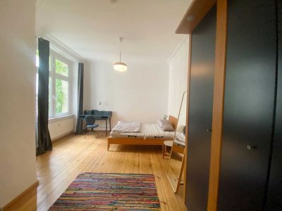 Traumhafte Altbauwohnung nahe Boxhagener Platz