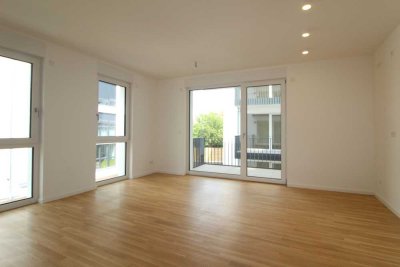 Erster Monat kaltmietfrei! Moderne 2-Zimmerwohnung mit Balkon ruhigem Hinterhaus!