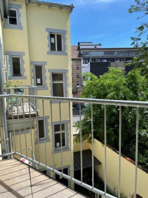 130 m² WG-taugliche 4-ZKB mit Balkon  - ruhig & zentral