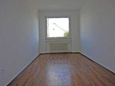 Stilvolle, gepflegte 3-Raum-Wohnung mit EBK in Siegburg