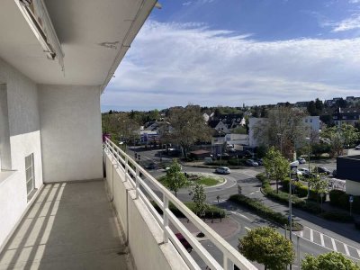 Bad Soden- zentral gelegene 3-Zimmer-Wohnung mit AUFZUG, 2 Balkonen und einem Tiefgaragenstellplatz