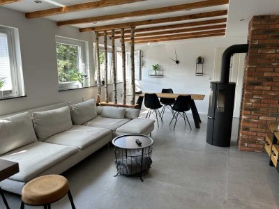Stylisches Loft mit Sauna, Kamin und freistehender Wanne – vollmöbliert & einzugsbereit!