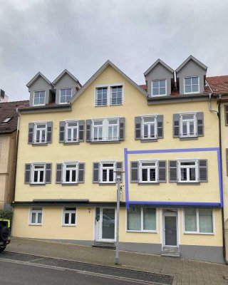 Studenten-WG-Whg.  *Top-Lage*  4 Zi.- WG-Wohnung