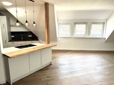 Exklusive 3 Zimmer DG-Wohnung direkt am Geibelplatz...