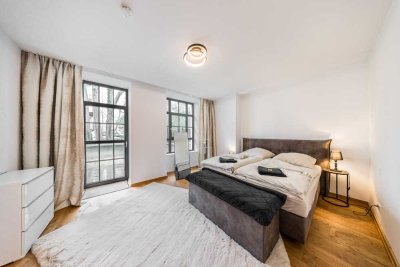 SELTEN: SOFORT BEZUGSFREIES & KERNSANIERTES LUXUS-LOFT, TERRASSE, STELLPLATZ, EINBAUKÜCHE, 2 BÄDER