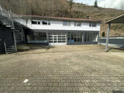 Wohn- und Geschäftshaus für Lackiererei, Werkstatt, Produktion etc.