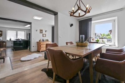 Großzügiges, saniertes Haus, mit hoher Privatsphäre für Personen mit Stil!