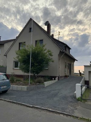 3 Zimmer Wohnung voll möbliert für 12 Monate !