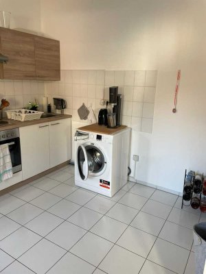 Schöne, ruhige möblierte zwei Zimmer Wohnung in der Karlsruher Innerstadt