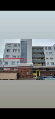 In Wörth: Gepflegte Wohnung mit drei Zimmern und Balkon am Einkraufszentrum -VHB