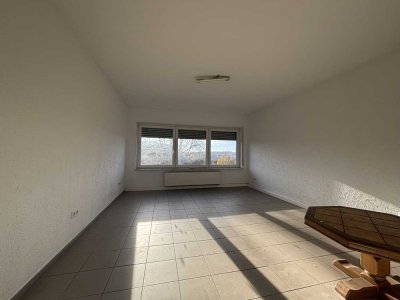 Gemütliche 3-Zimmer-Wohnung im Dachgeschoss