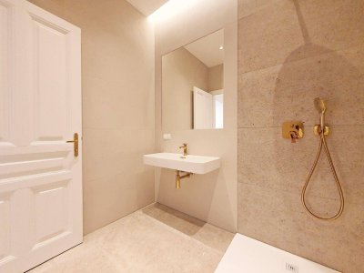 ++NEU++ Premium-Erstbezug 4-Zimmer-Stilaltbau mit luxuriösem Finish in Top Location NÄHE Urania! U-Bahn &amp; CAT