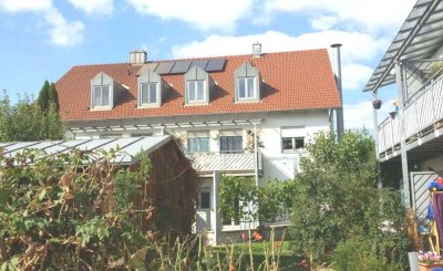 Helle 3-Zi-Whg. von Privat