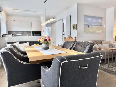 Direkt am Deich - Moderne Doppelhaushälfte mit PV-Anlage & Wintergarten auf Nordstrand