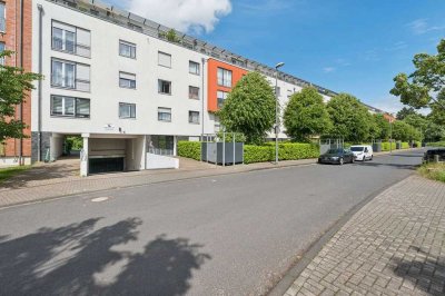 Lichtdurchflutete Penthouse Wohnung mit 2 Terrassen + Tiefgaragenstellplatz