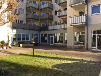 2-Zi.- Wohnung im 1.OG mit Balkon in Neustadt zu vermieten.