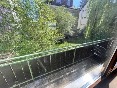 Befristete 12-24 Monate, Stilvolle, gepflegte 2-Raum-Wohnung mit Balkon in Tübingen