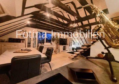 Charmantes Maisonette - LOFT mit Einbauküche und großem Wellnessbereich in 3-Familienhaus !