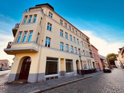 **Besichtigung: Sa., 03.05.25 um 11:00 Uhr**  Familien Whg in Brandenburg (4 Zi)!