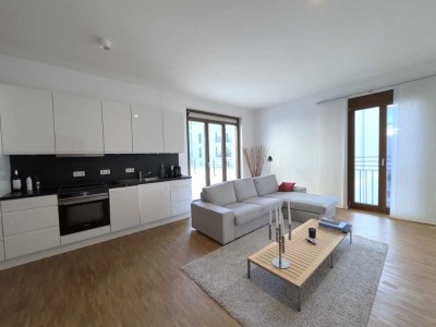 Moderne Drei-Zimmer-Penthouse-Wohnung im Europaviertel