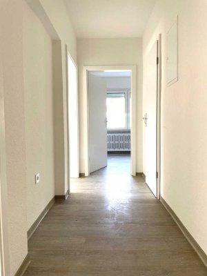 Bezusgfertige 3-Zimmer Wohnung in frisch modernisiertem Gebäude in bevorzugter Lage