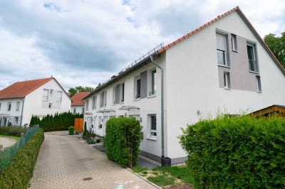 Mehr Raum fürs Leben – stilvolles Reihenmittelhaus mit Charme und Komfort