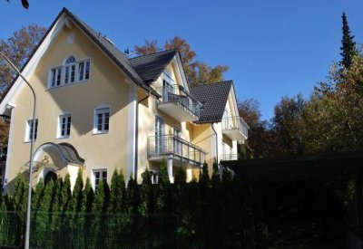Luxuriöses 2-Zimmer Loft mit Balkon in München-Harlaching - komplett neu möbliert