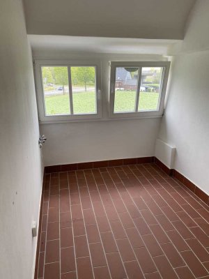 Denkmalschutzobjekt - saniert - 2 Zimmer Wohnung (H7-WE24-E0301)