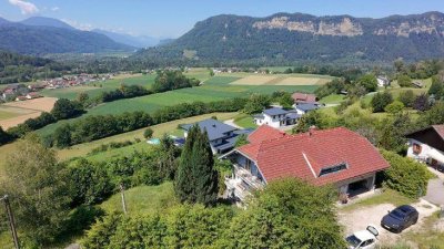Wohnhaus in traumhafter erhöhter Aussichtslage mit Panoramablick in das Rosental Großes Grundstück