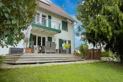 Eine Immobilie, die begeistert mit zusätzlichem Bauplatz!