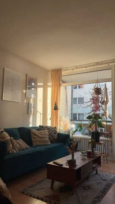 Helle 2-Zimmer-Wohnung in der Neustadt