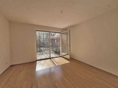 2-Zi.-Wohnung mit Süd-Terrasse und kleinem Garten in Isarnähe - BJ 2000 - Bezugsfrei
