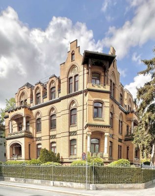 Bezugsfreie 3-Zimmer-Wohnung mit Terrasse in Gründerzeithaus in Blasewitz