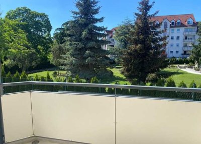 Kleine 1-Raum-Wohnung, großer Balkon!