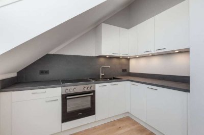 ERSTBEZUG: Hochwertig sanierte Wohnung mit Einbauküche in Stadtmitte