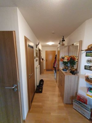 Provisionsfrei/Kapitalanleger aufgepasst: Stilvolle 3-Zimmer-Wohnung mit eigenem Carport in Triftern