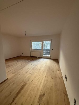 Altstadt Landshut - Modernisierte Hochparterre-Wohnung