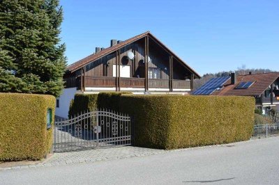 Preiswerte, gepflegte 4-Zimmer-Doppelhaushälfte in Tann