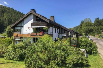 Attraktive Gelegenheit: Gepflegtes Gästehaus mit 7 WE in der Ferienregion am Schluchsee