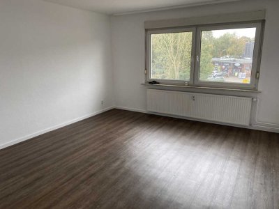 Stilvoll saniert: 4,5-Zimmer Wohnung in Oberhausen-Styrum