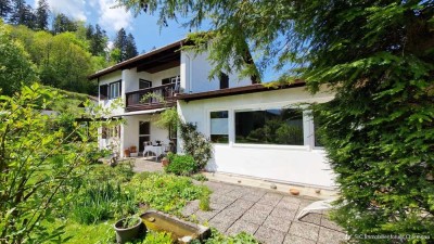 Traumhaftes Grundstück - das Haus gibts gratis dazu!
Gepflegtes Einfamilienhaus in Siegsdorf!