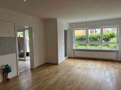 Schöne 2,5-Zimmer-Wohnung mit Terrasse