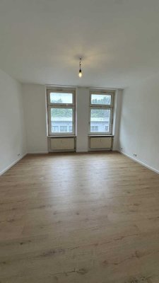 Frisch sanierte Eigentumswohnung mit Altbaucharme in ruhiger Gegend von Wuppertal