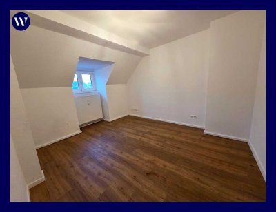 Klein + FEIN = Mein neues Zuhause!! 3 Zimmer im DG + Tageslichtbad mit Dusche + Einbauküche