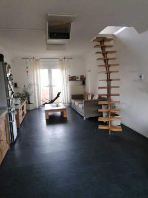 Attraktive und gepflegte 3-Raum-Wohnung mit EBK in Köln Dünnwald